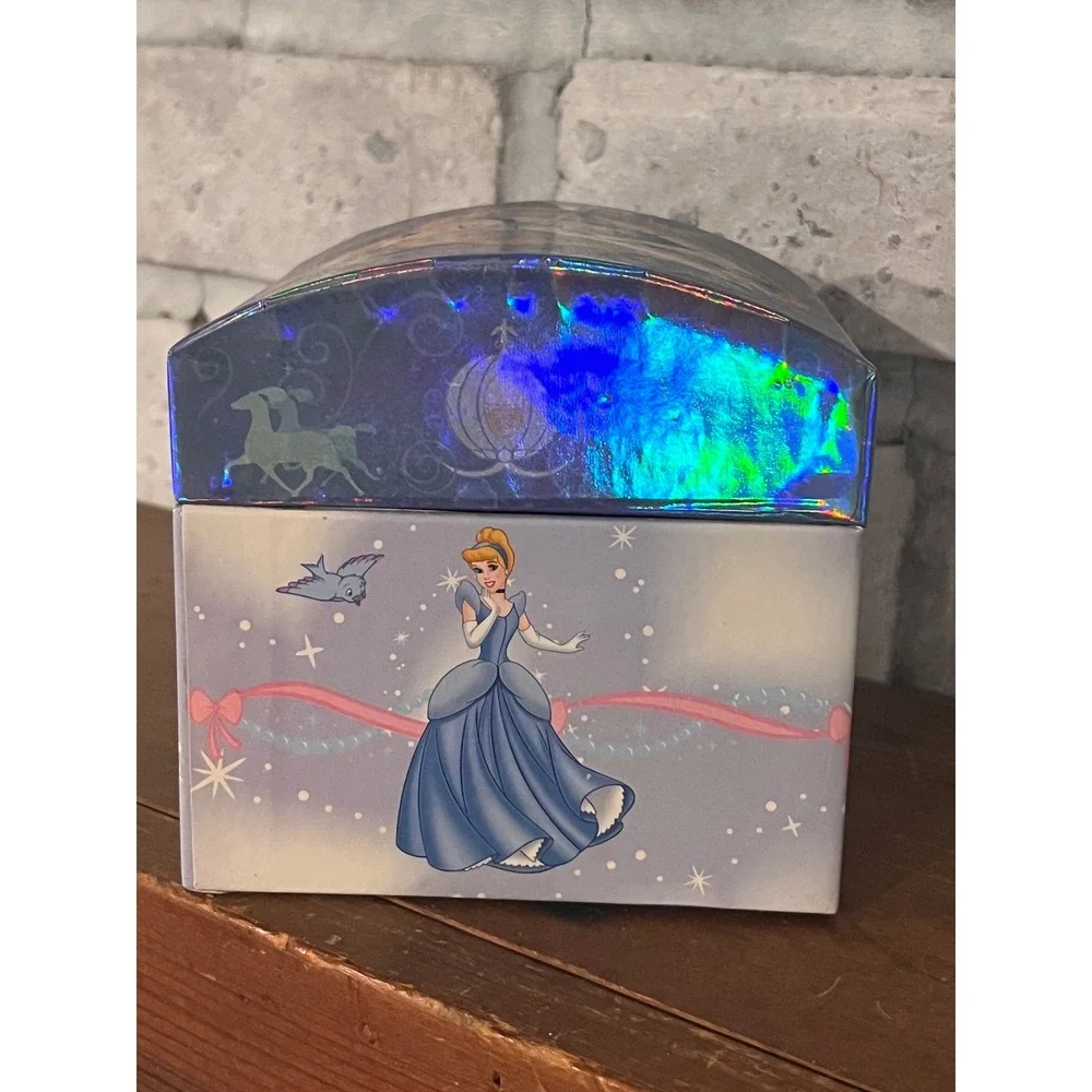 Vintage‎ Early 2000s Cinderella Musical Jewelry Box